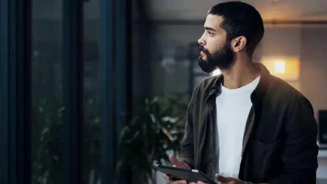 Man using a tablet
